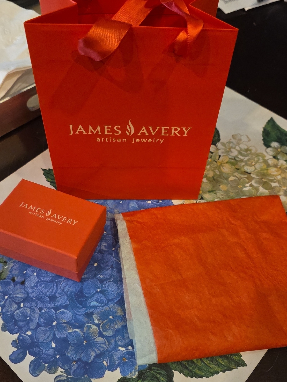 James Avery Orange Gift Bag with Matching Box and Tissue